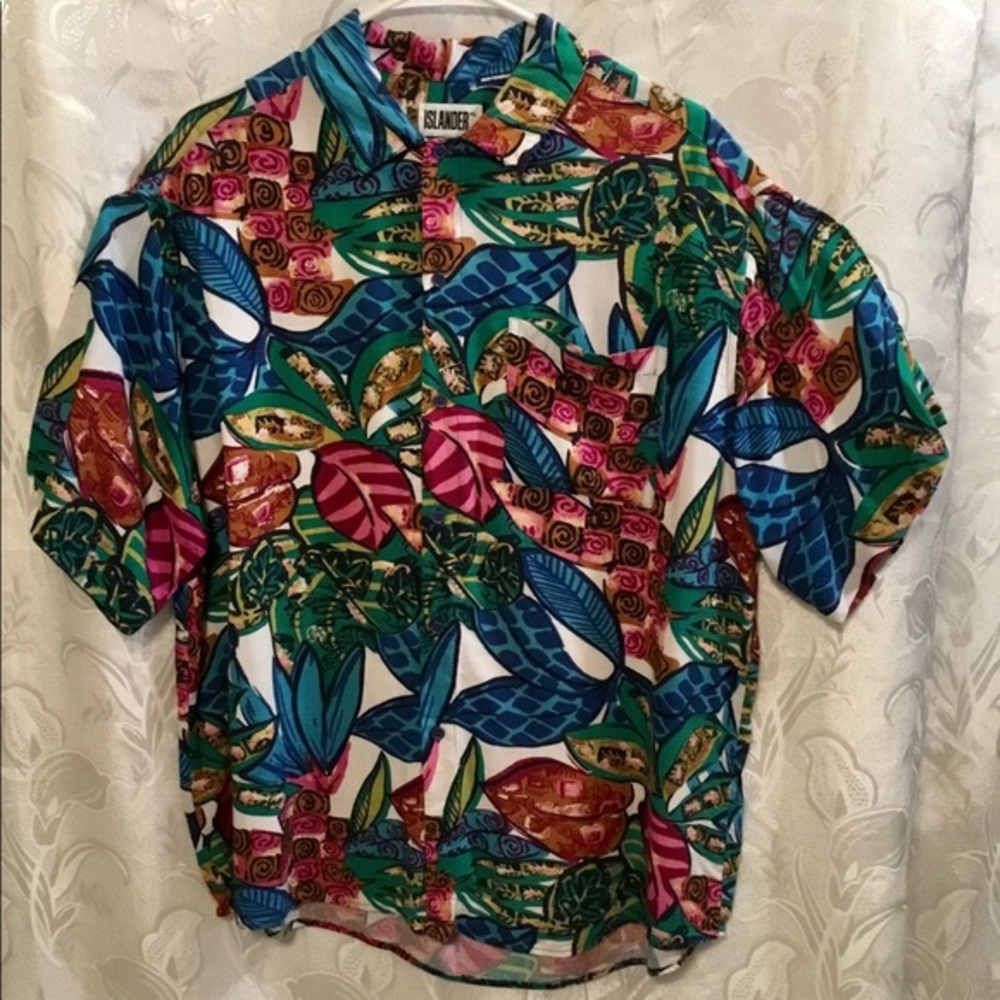 Islander Button Up Hawaiian Shirt Bright Colors